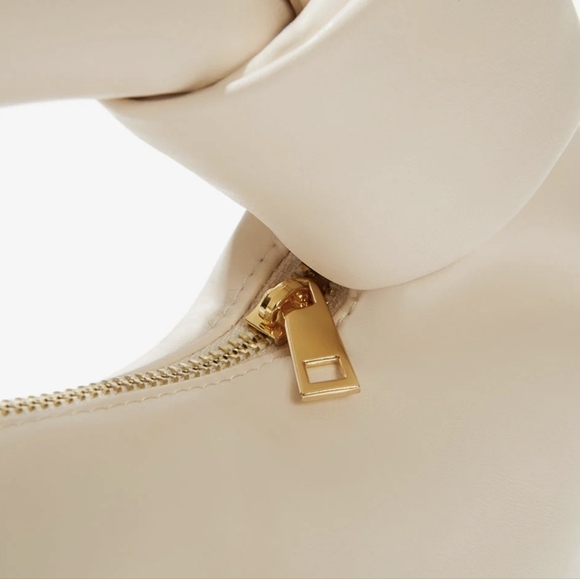 Melie Bianco Alexandra cream vegan leather top handle bag - Picture 5 of 9